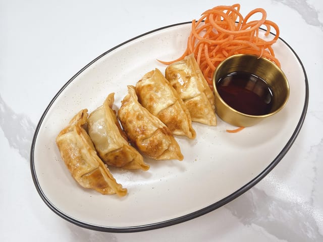 Gyoza (5 Pcs).