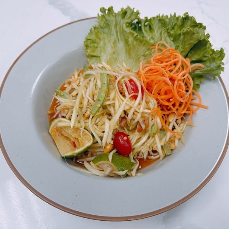 Savor Our Lunch Offerings